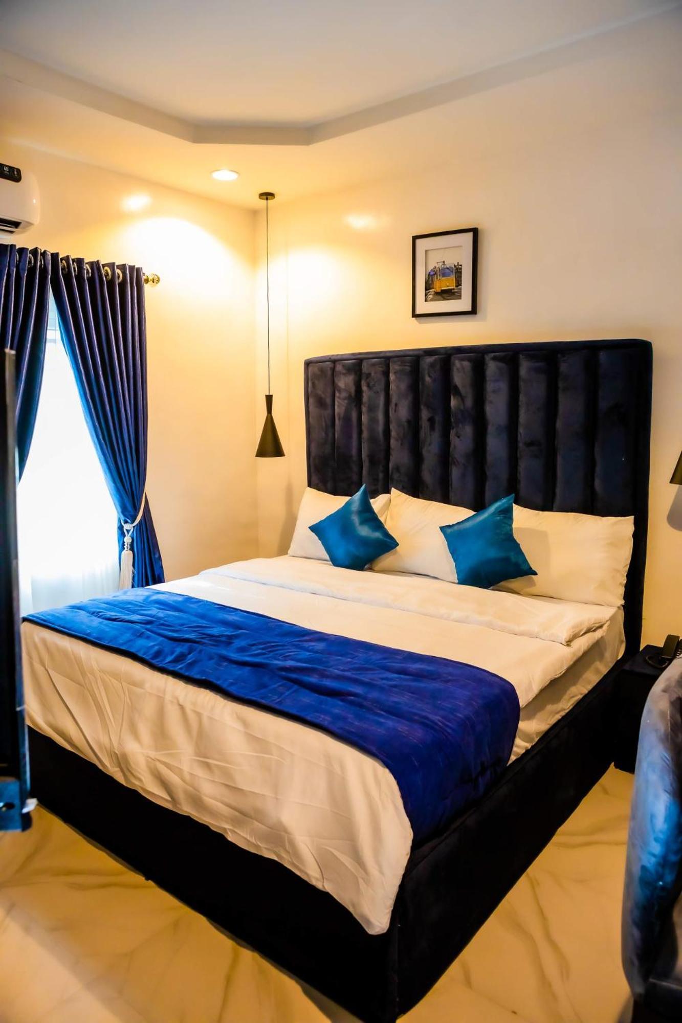 El Elyon Hotel And Suites 拉各斯 外观 照片