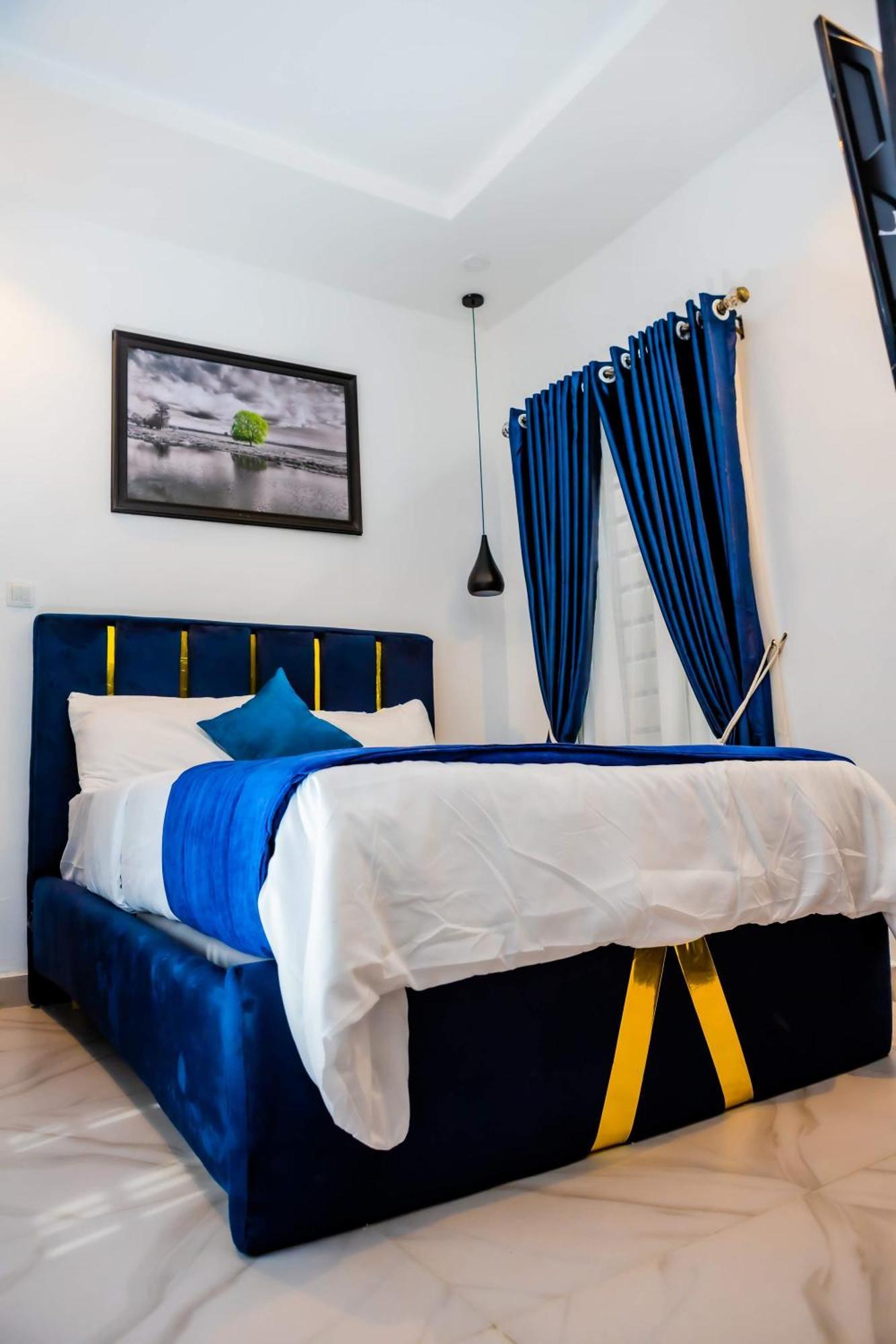 El Elyon Hotel And Suites 拉各斯 外观 照片