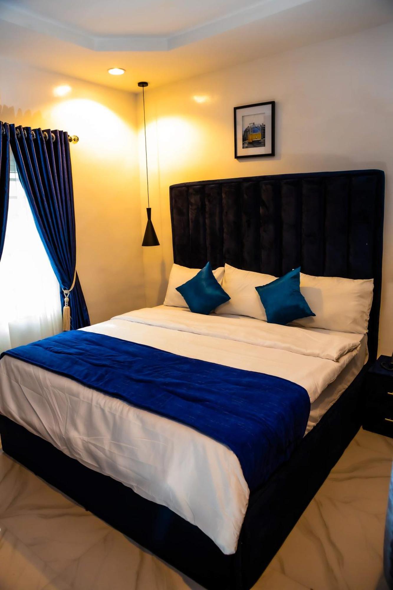 El Elyon Hotel And Suites 拉各斯 外观 照片